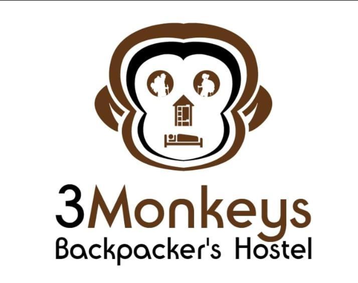 Monkey Bunky-3Monkeys Backpacker'S Hostel Kathmandu Bagian luar foto